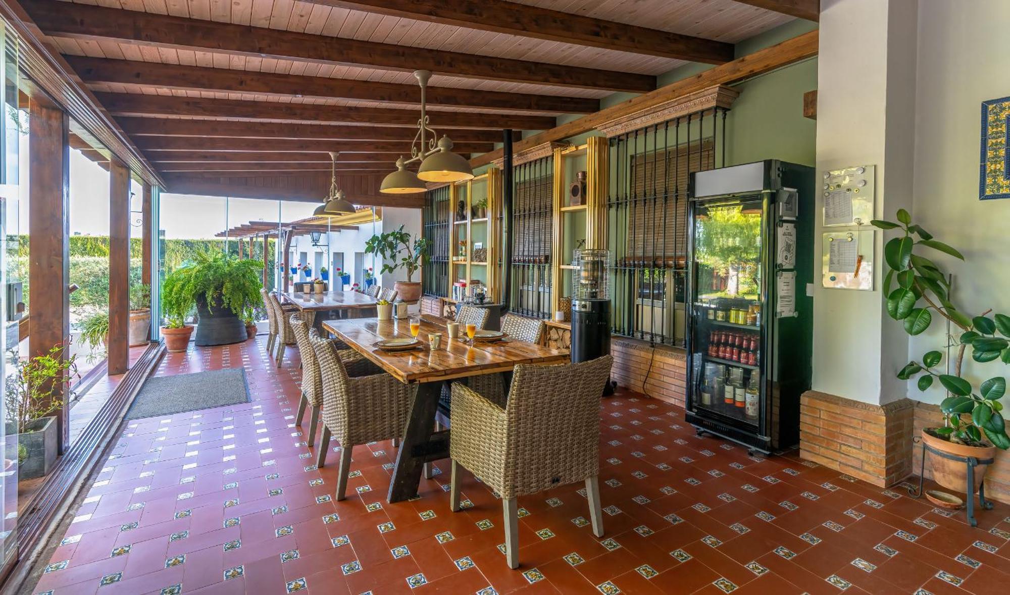 B&B Casa Adelante Sevilla Эспартинас Экстерьер фото